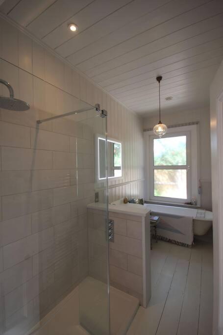 Downsview Villa Kingsdown  Luaran gambar