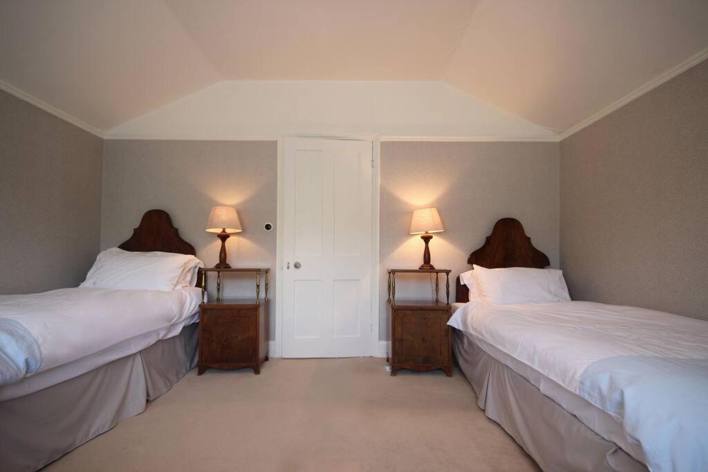 Downsview Villa Kingsdown  Luaran gambar